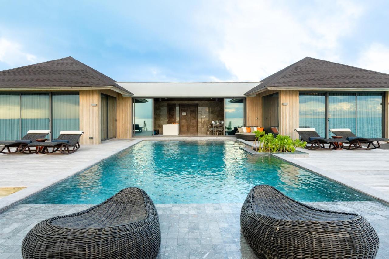 Madifushi Private Island Hotel Muli Exterior photo