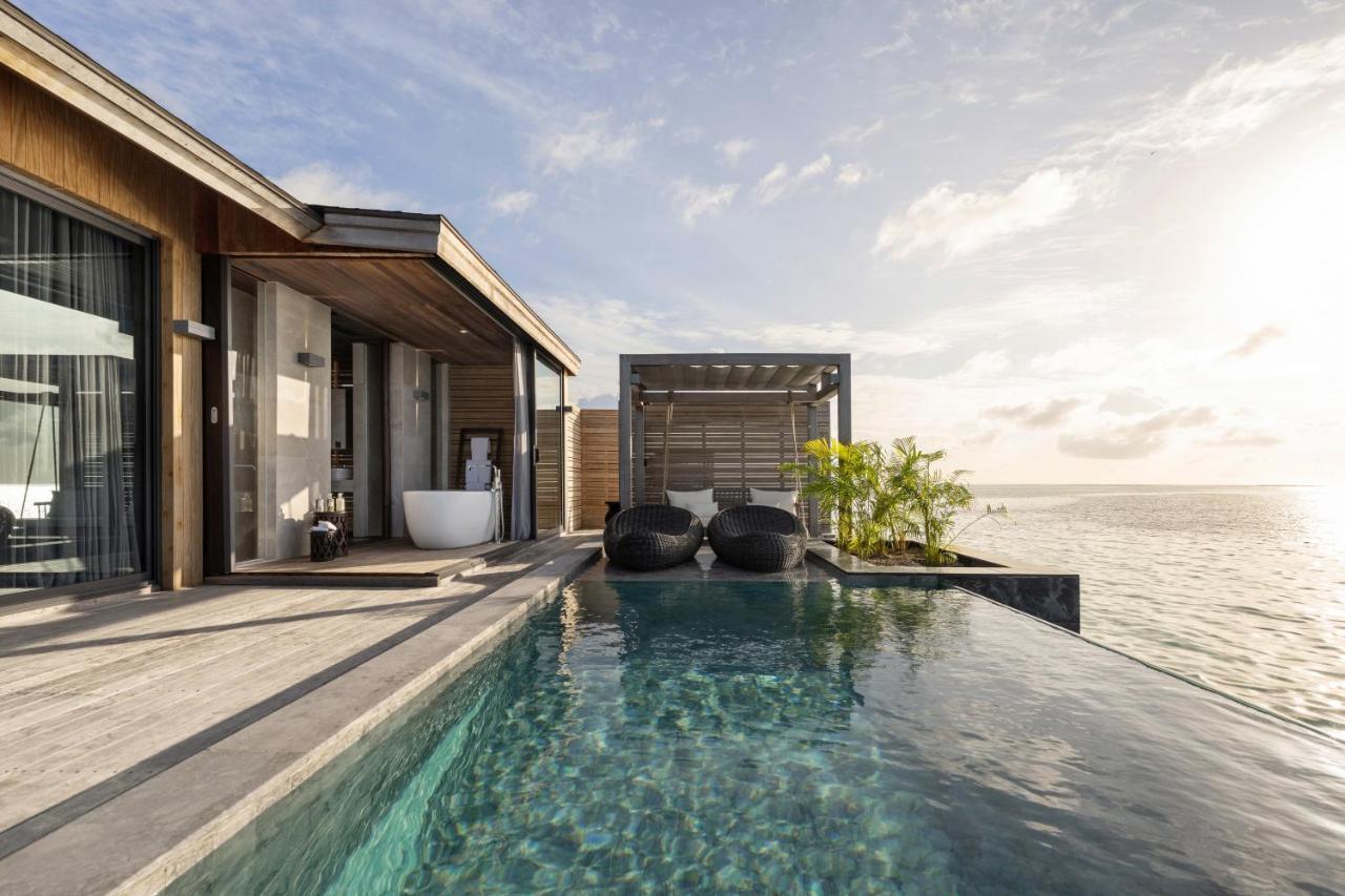 Madifushi Private Island Hotel Muli Exterior photo