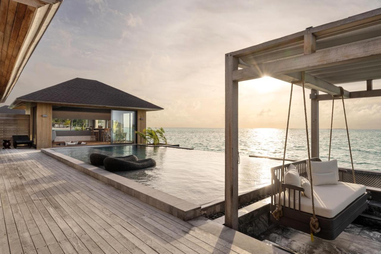 Madifushi Private Island Hotel Muli Exterior photo