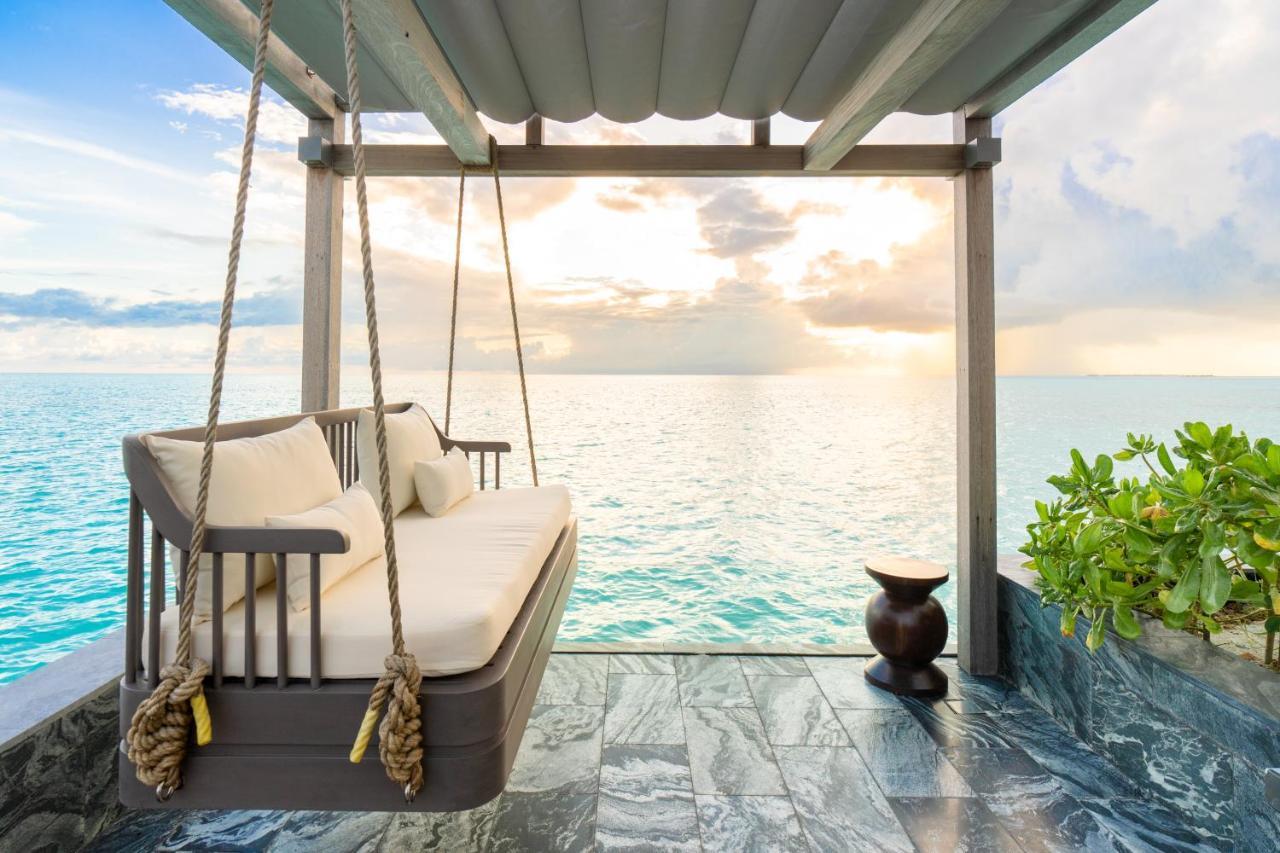 Madifushi Private Island Hotel Muli Exterior photo